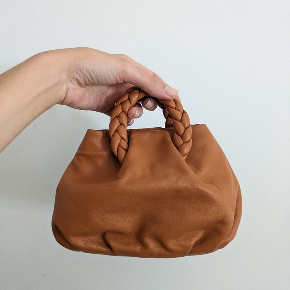 HEREU Bombon Leather Crossbody - Picture 4 of 10